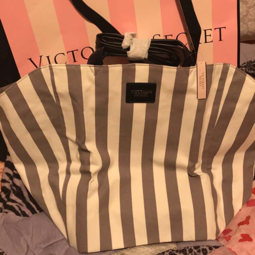 Vs pink tote